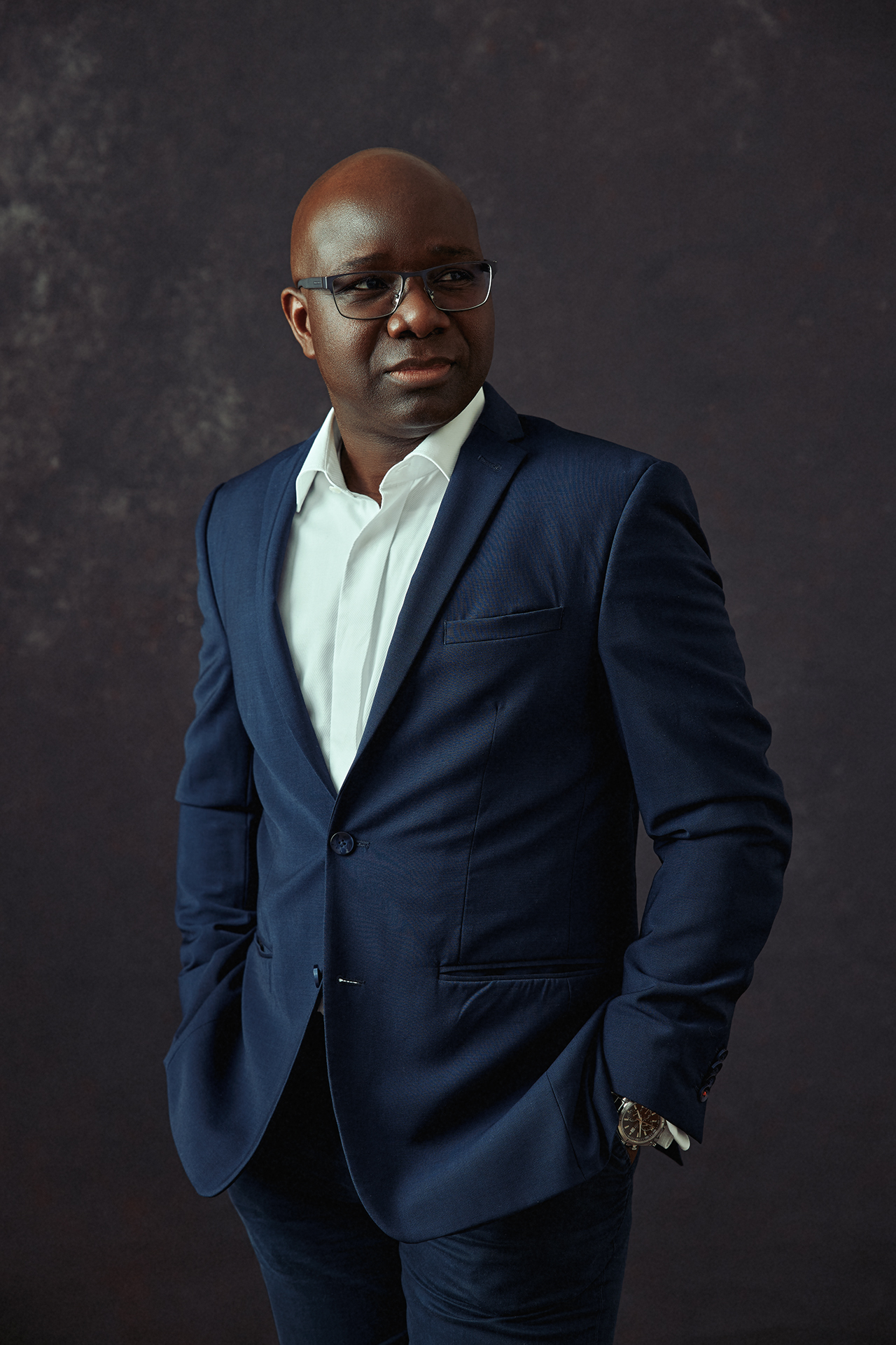 Dr. Amadou Sienou — Senior Advisor für Enterprise Architecture, AI Governance und AI Production